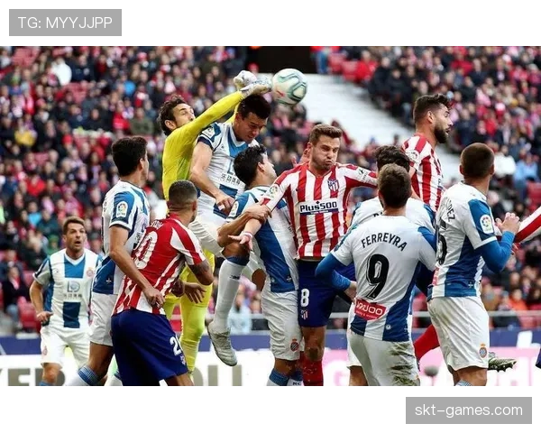 香港队东亚杯状态回暖，出色表现引关注