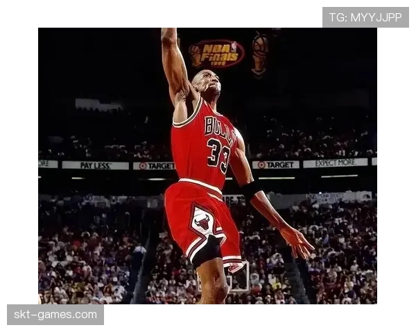 斯科蒂·皮蓬季后赛防守对位乔丹助力球队多次逆转